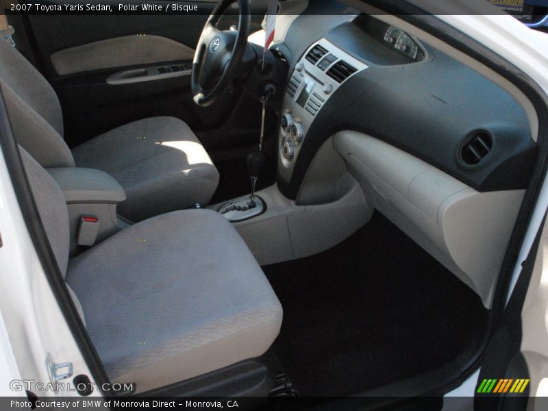 Polar White / Bisque 2007 Toyota Yaris Sedan