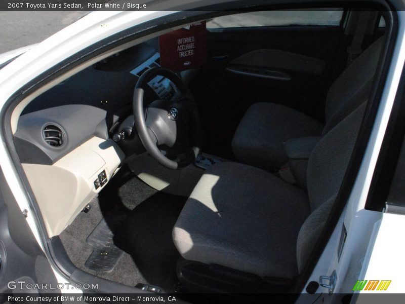 Polar White / Bisque 2007 Toyota Yaris Sedan