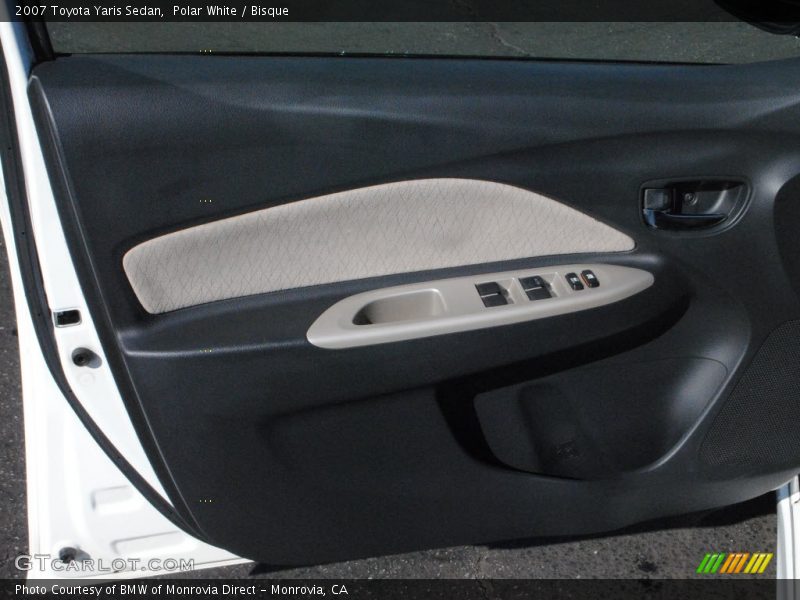 Polar White / Bisque 2007 Toyota Yaris Sedan