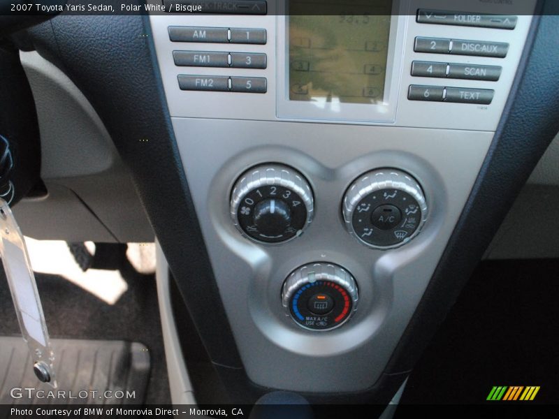 Polar White / Bisque 2007 Toyota Yaris Sedan