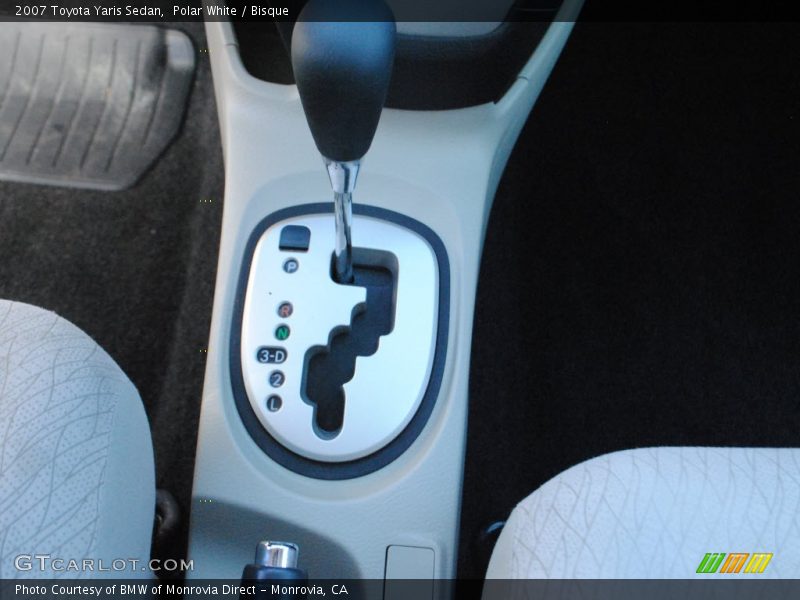 Polar White / Bisque 2007 Toyota Yaris Sedan