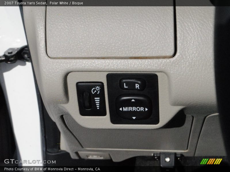 Polar White / Bisque 2007 Toyota Yaris Sedan