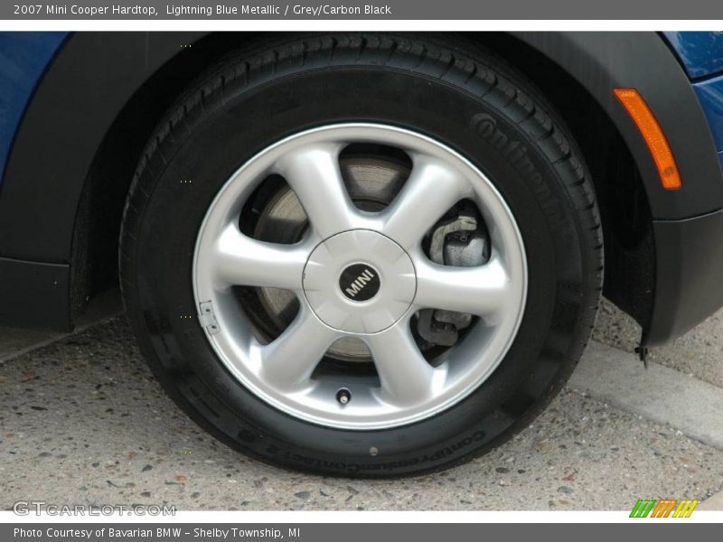 Lightning Blue Metallic / Grey/Carbon Black 2007 Mini Cooper Hardtop