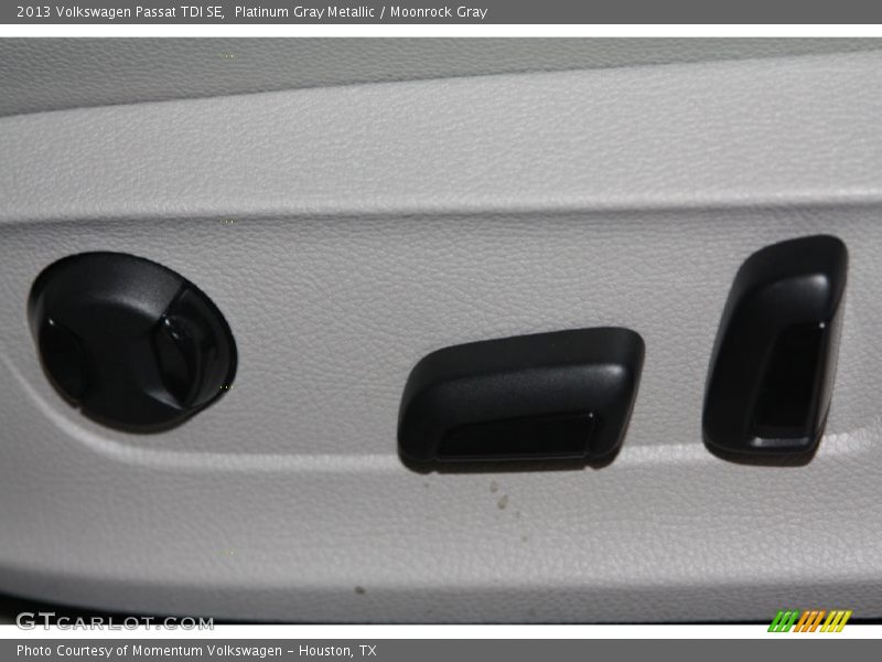 Platinum Gray Metallic / Moonrock Gray 2013 Volkswagen Passat TDI SE