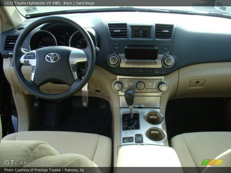 Black / Sand Beige 2012 Toyota Highlander V6 4WD