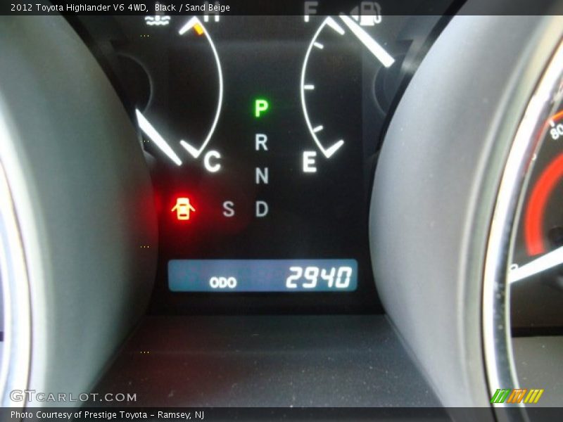 Black / Sand Beige 2012 Toyota Highlander V6 4WD