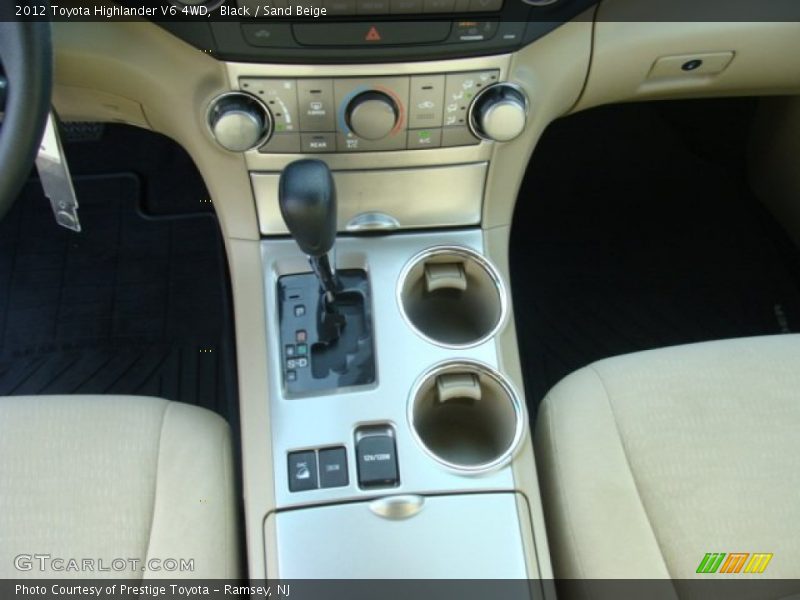 Black / Sand Beige 2012 Toyota Highlander V6 4WD