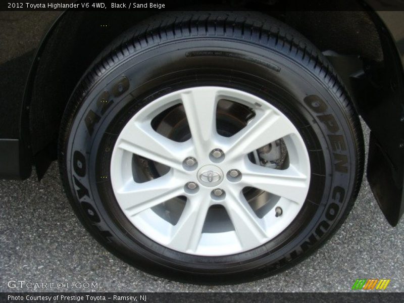 Black / Sand Beige 2012 Toyota Highlander V6 4WD