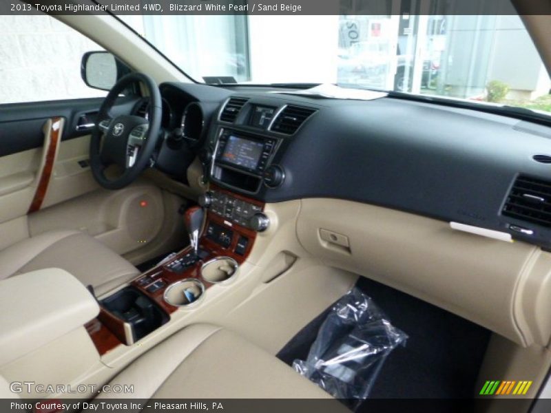 Blizzard White Pearl / Sand Beige 2013 Toyota Highlander Limited 4WD