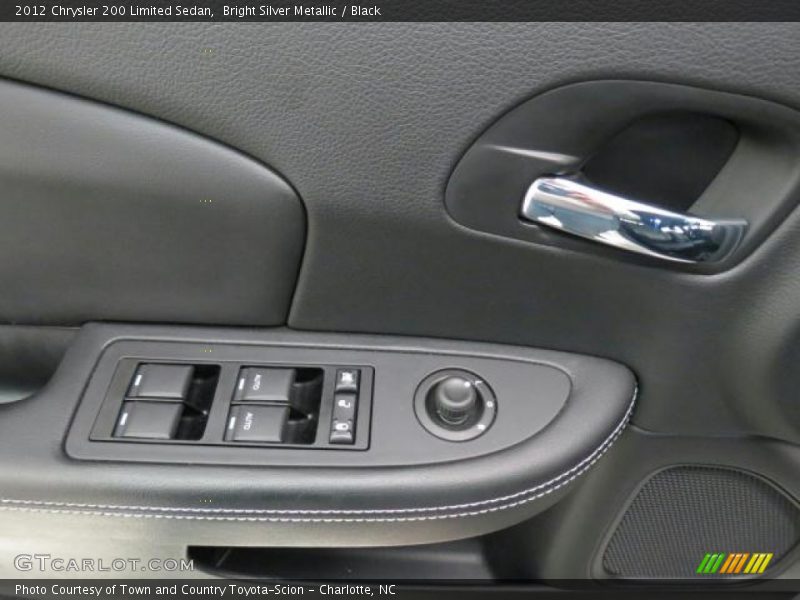 Bright Silver Metallic / Black 2012 Chrysler 200 Limited Sedan