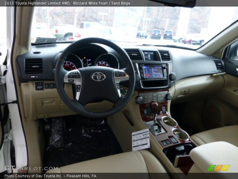 Blizzard White Pearl / Sand Beige 2013 Toyota Highlander Limited 4WD