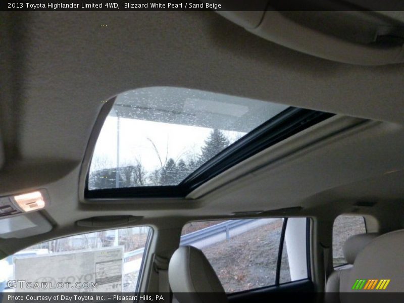 Blizzard White Pearl / Sand Beige 2013 Toyota Highlander Limited 4WD