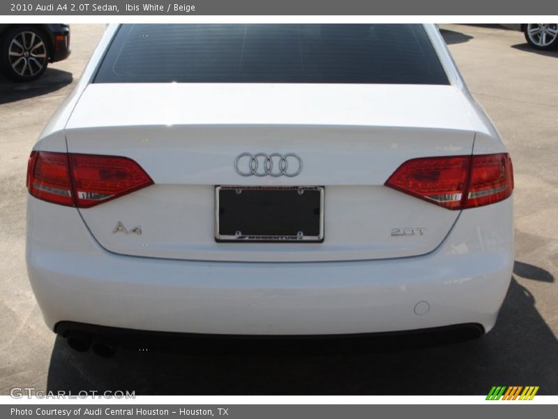 Ibis White / Beige 2010 Audi A4 2.0T Sedan