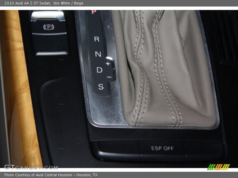 Ibis White / Beige 2010 Audi A4 2.0T Sedan