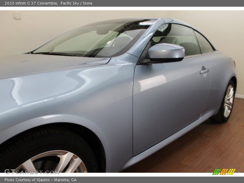 Pacific Sky / Stone 2010 Infiniti G 37 Convertible