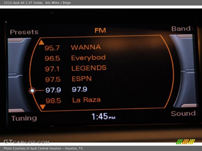 Ibis White / Beige 2010 Audi A4 2.0T Sedan