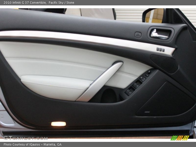 Door Panel of 2010 G 37 Convertible