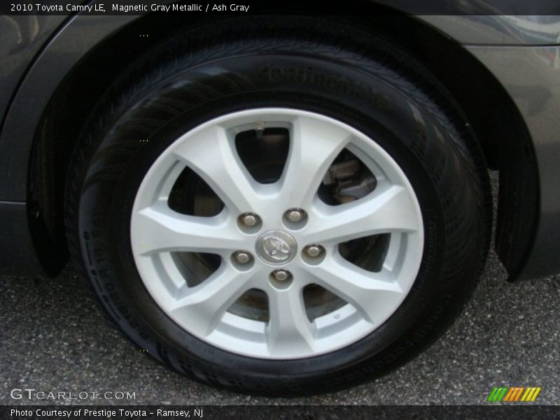 Magnetic Gray Metallic / Ash Gray 2010 Toyota Camry LE