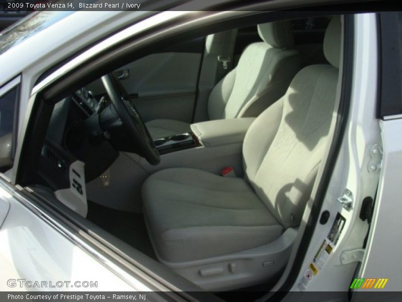 Blizzard Pearl / Ivory 2009 Toyota Venza I4