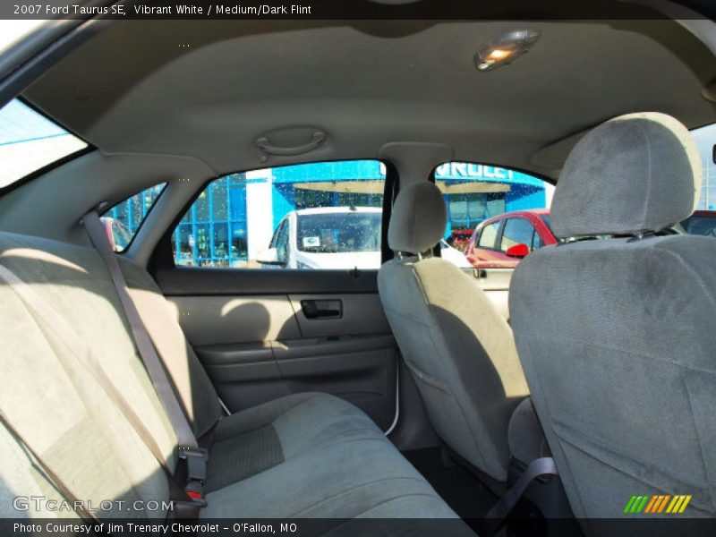Vibrant White / Medium/Dark Flint 2007 Ford Taurus SE