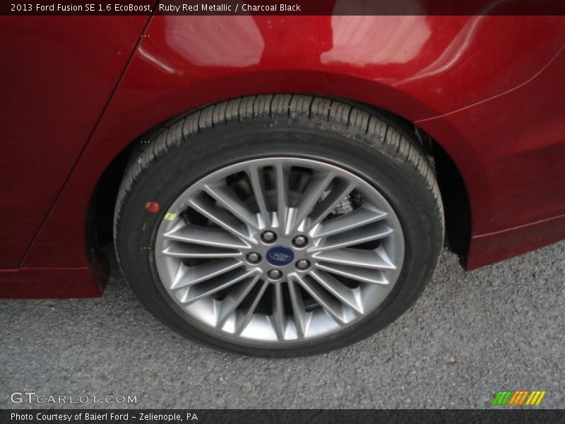  2013 Fusion SE 1.6 EcoBoost Wheel