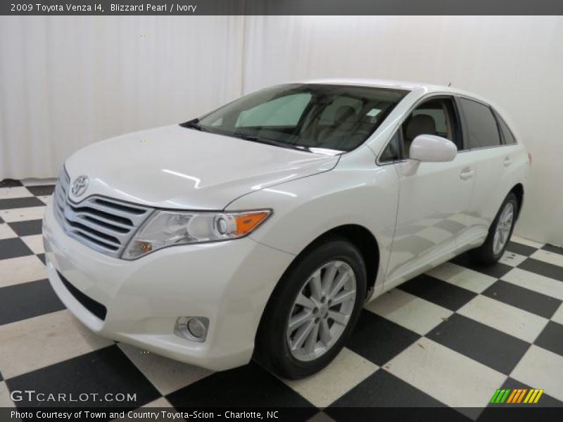 Blizzard Pearl / Ivory 2009 Toyota Venza I4