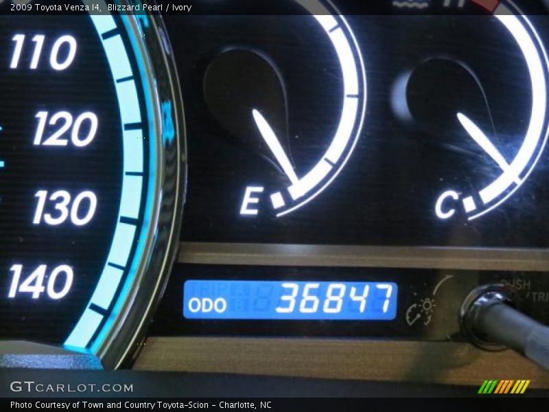 Blizzard Pearl / Ivory 2009 Toyota Venza I4