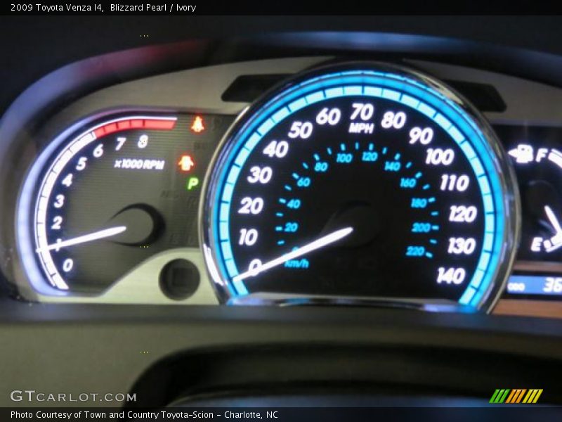 Blizzard Pearl / Ivory 2009 Toyota Venza I4