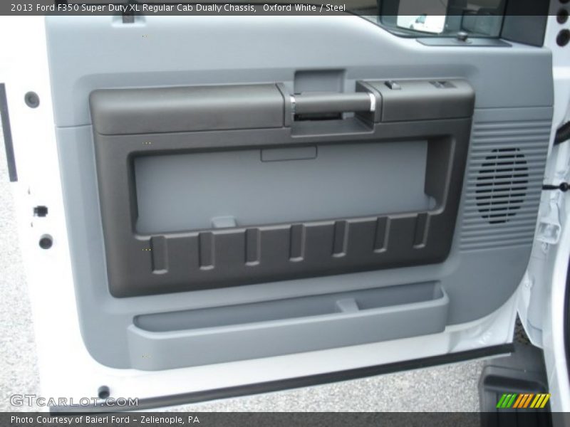 Door Panel of 2013 F350 Super Duty XL Regular Cab Dually Chassis
