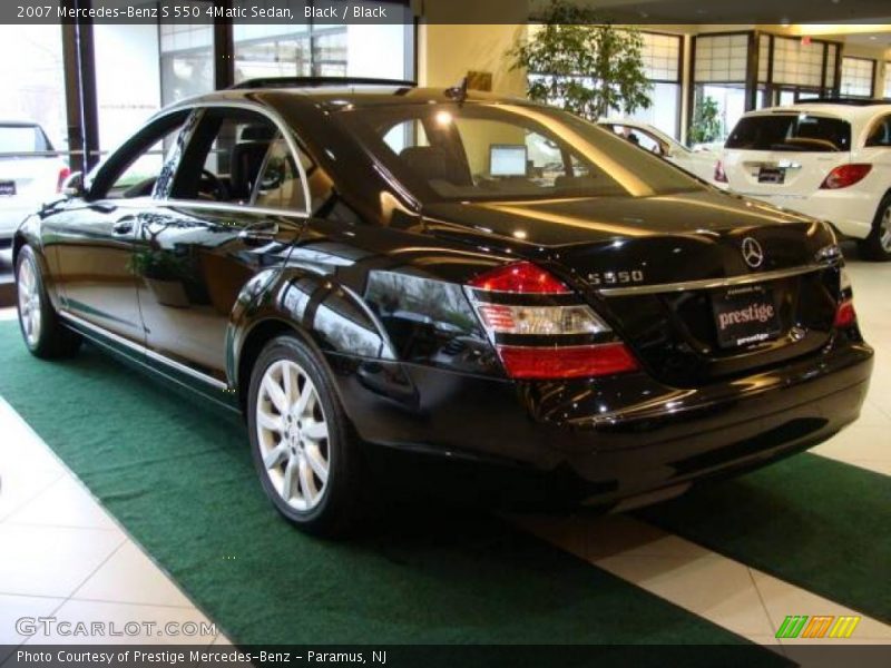 Black / Black 2007 Mercedes-Benz S 550 4Matic Sedan