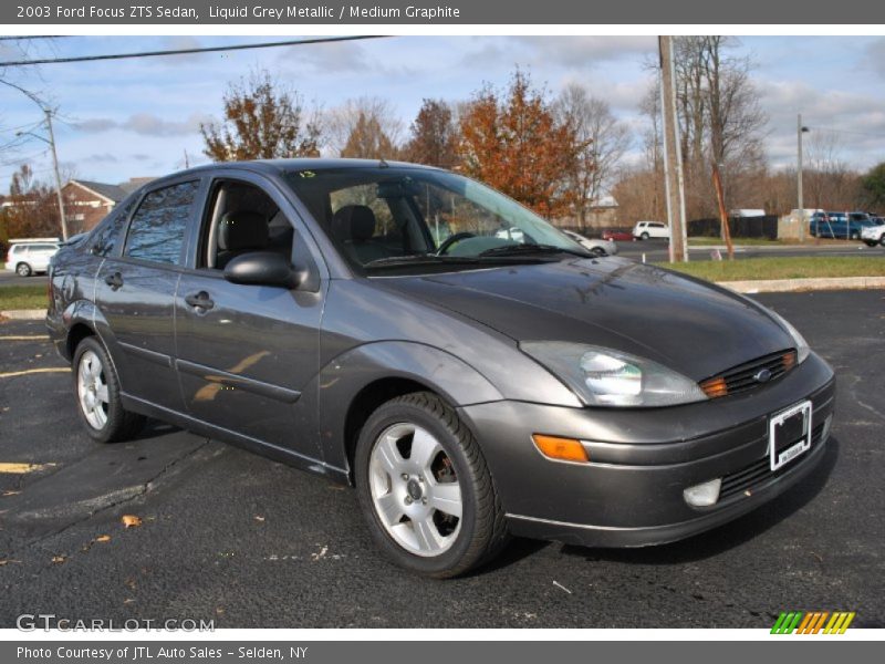 Front 3/4 View of 2003 Focus ZTS Sedan