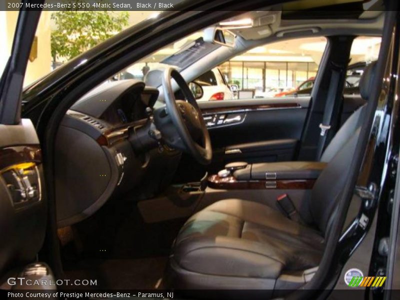 Black / Black 2007 Mercedes-Benz S 550 4Matic Sedan