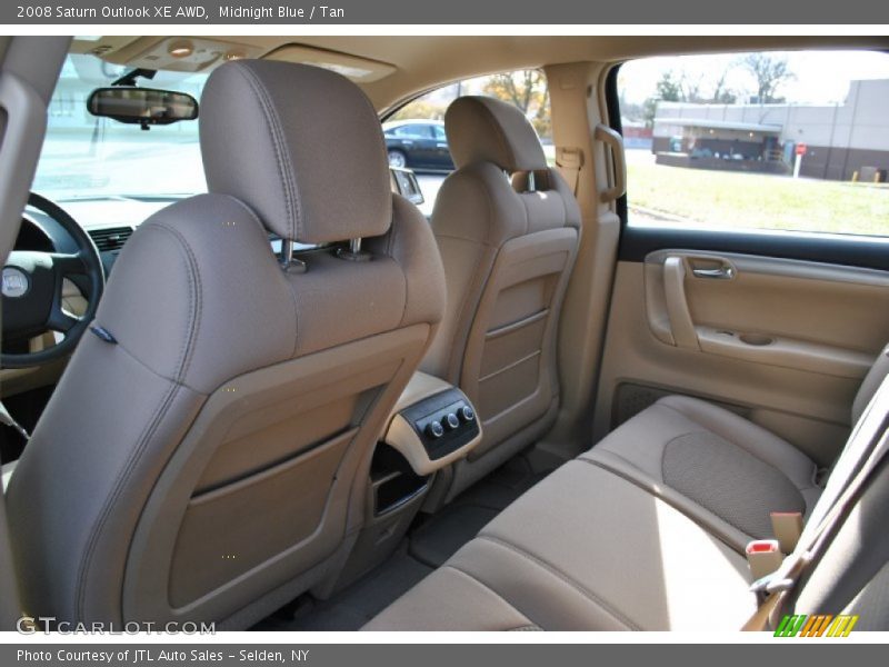 Midnight Blue / Tan 2008 Saturn Outlook XE AWD
