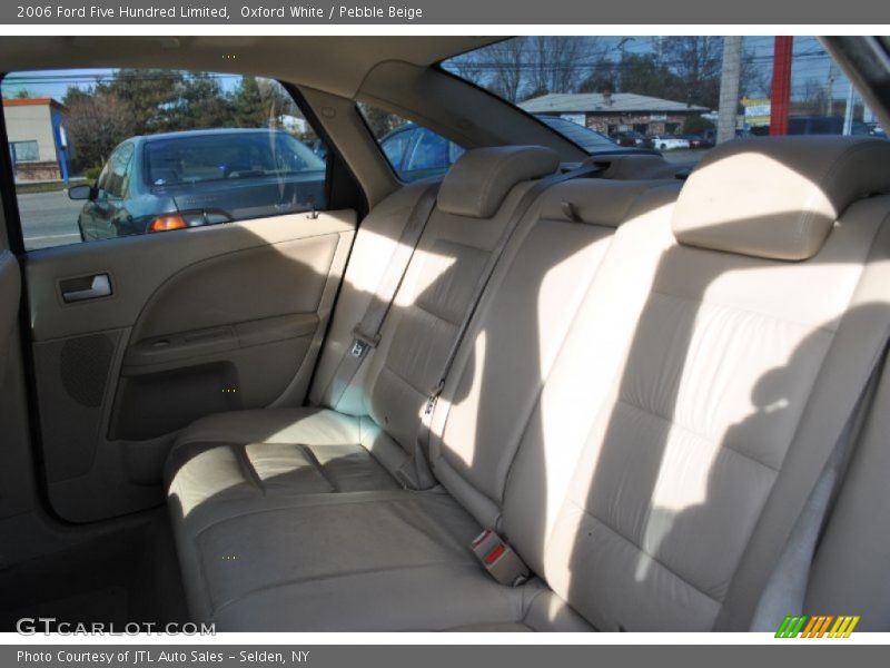 Oxford White / Pebble Beige 2006 Ford Five Hundred Limited