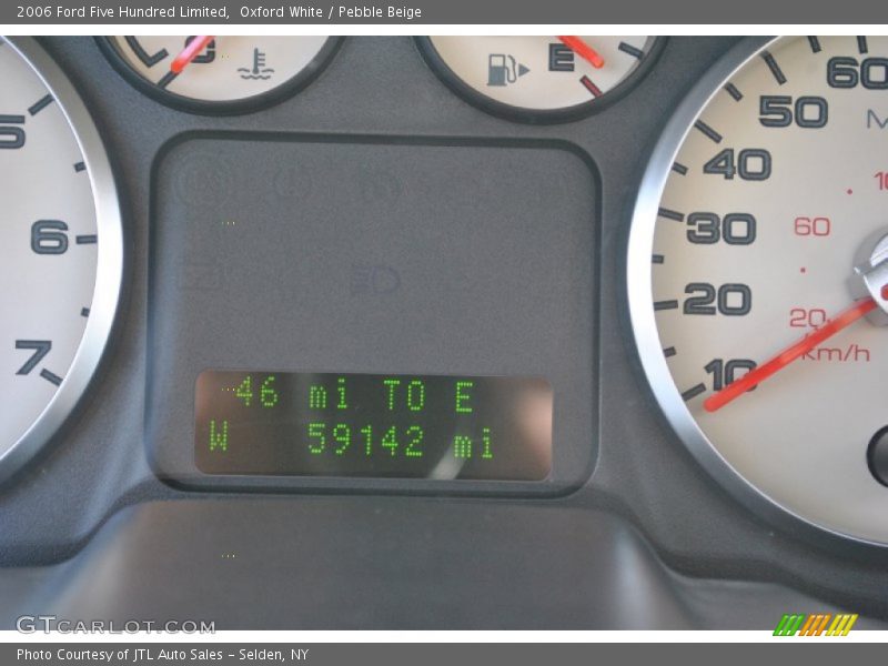 Oxford White / Pebble Beige 2006 Ford Five Hundred Limited