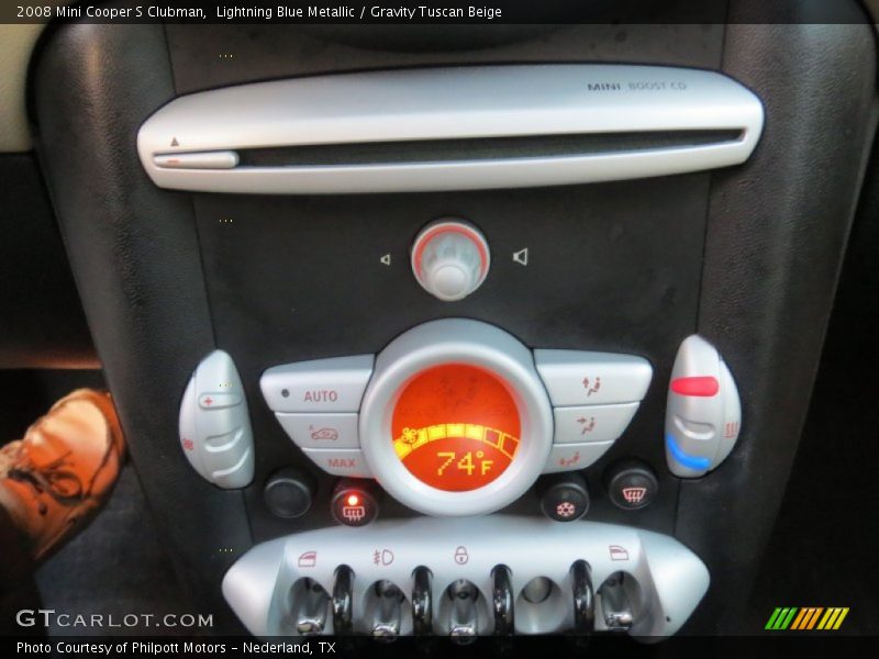 Controls of 2008 Cooper S Clubman