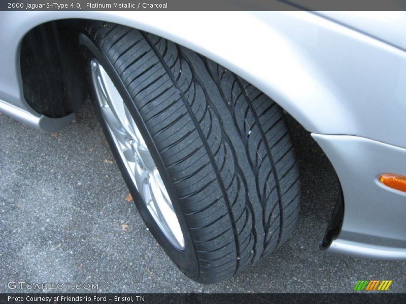 Platinum Metallic / Charcoal 2000 Jaguar S-Type 4.0