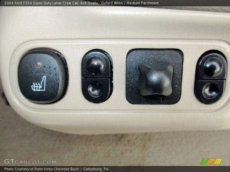 Oxford White / Medium Parchment 2004 Ford F350 Super Duty Lariat Crew Cab 4x4 Dually