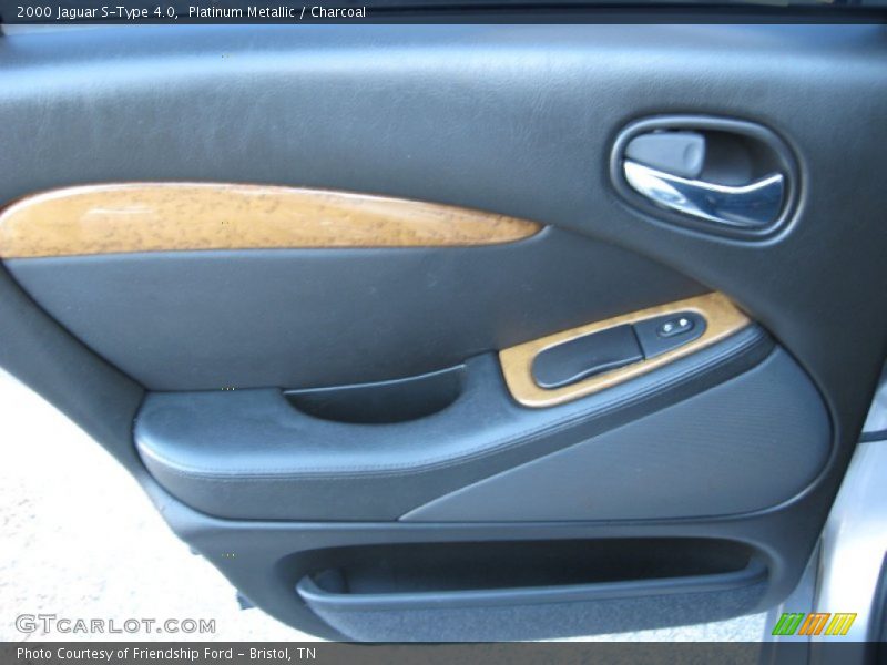 Platinum Metallic / Charcoal 2000 Jaguar S-Type 4.0