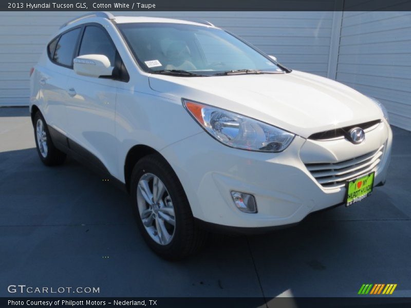 Cotton White / Taupe 2013 Hyundai Tucson GLS