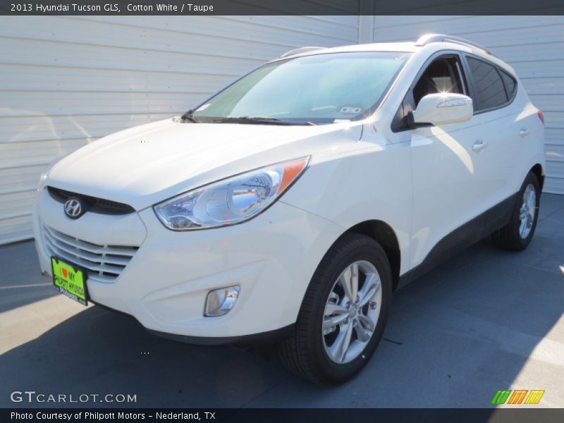 Cotton White / Taupe 2013 Hyundai Tucson GLS