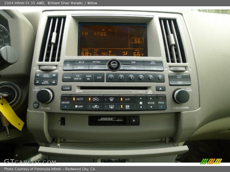 Controls of 2004 FX 35 AWD