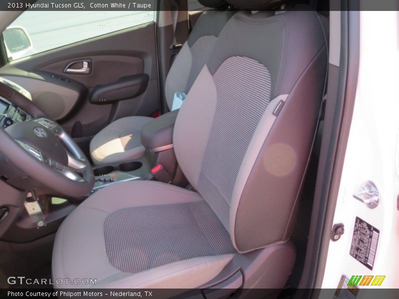 Cotton White / Taupe 2013 Hyundai Tucson GLS