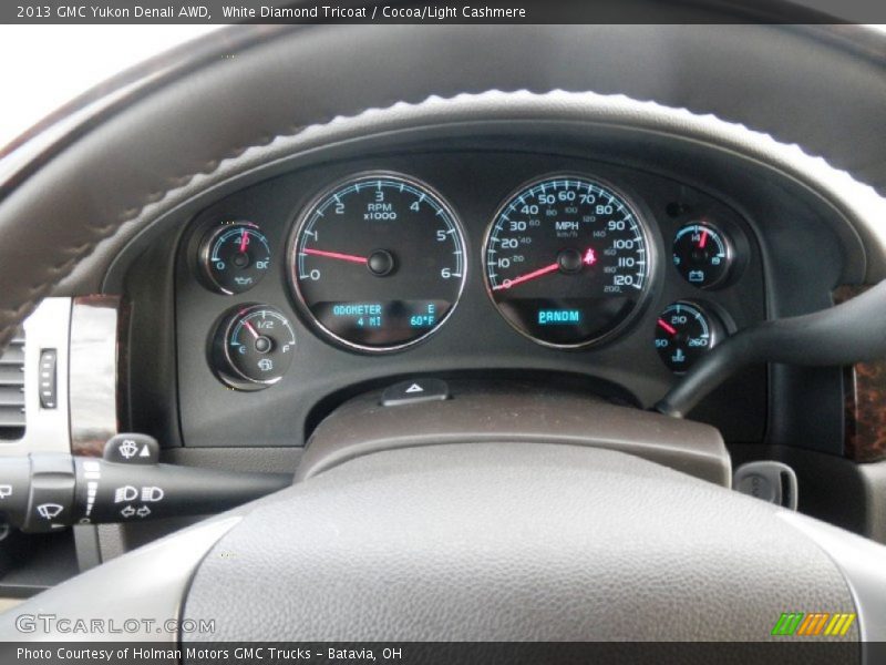 White Diamond Tricoat / Cocoa/Light Cashmere 2013 GMC Yukon Denali AWD