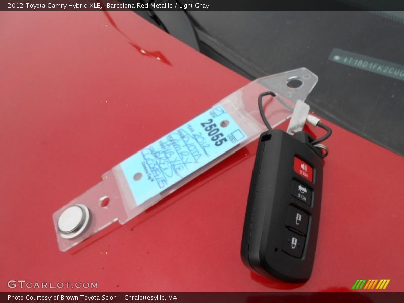 Barcelona Red Metallic / Light Gray 2012 Toyota Camry Hybrid XLE