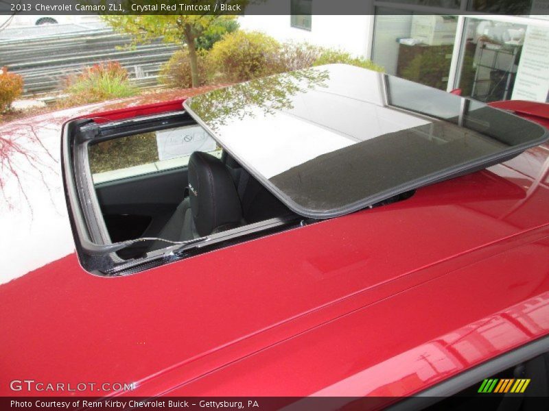 Sunroof of 2013 Camaro ZL1