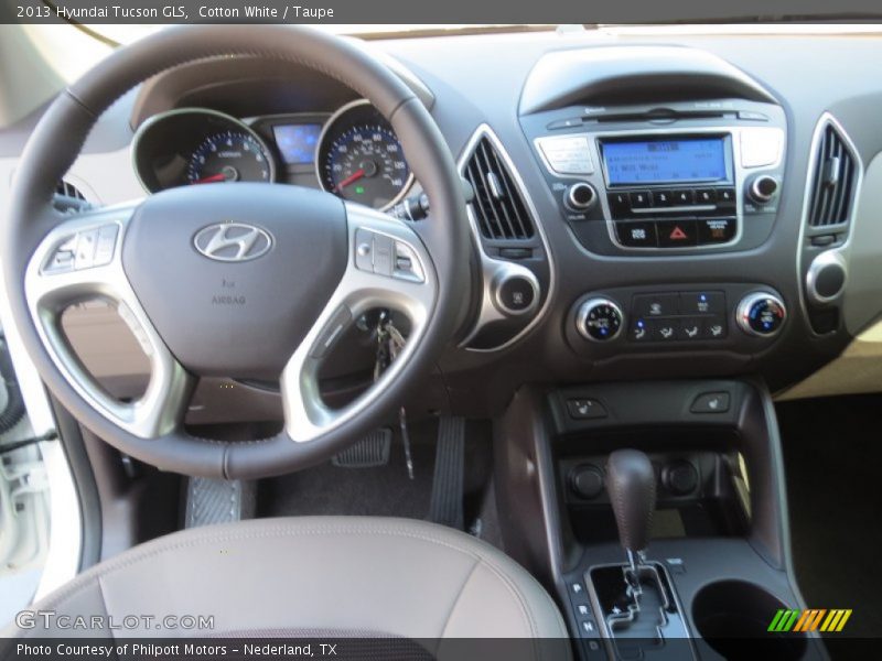 Cotton White / Taupe 2013 Hyundai Tucson GLS