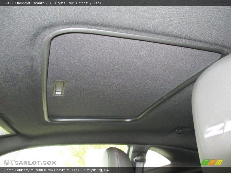 Sunroof of 2013 Camaro ZL1