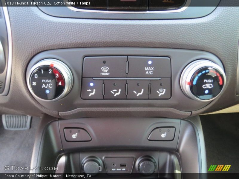Cotton White / Taupe 2013 Hyundai Tucson GLS