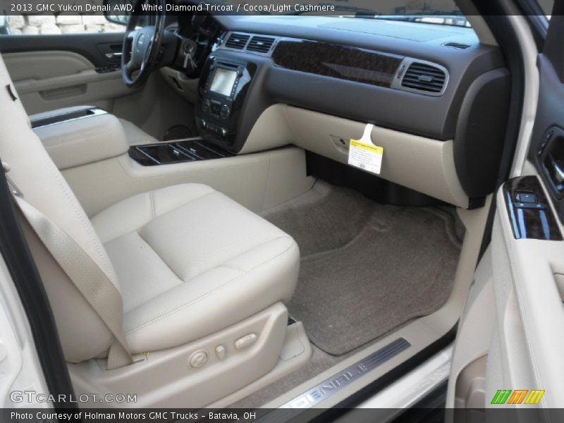 White Diamond Tricoat / Cocoa/Light Cashmere 2013 GMC Yukon Denali AWD